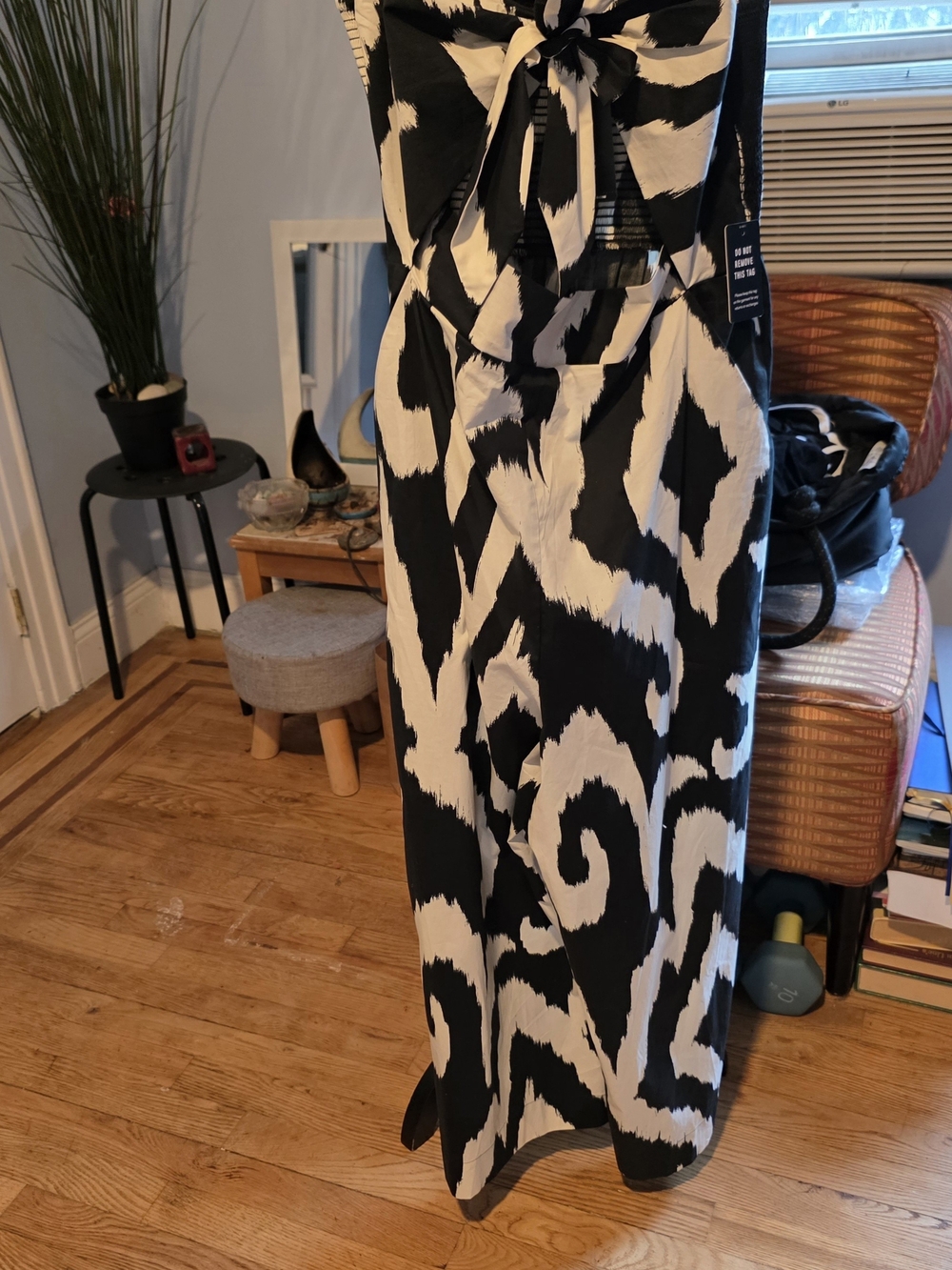 WOMEN'S NWT JUMPER PANTS